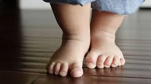"Ma première paire de chaussures"