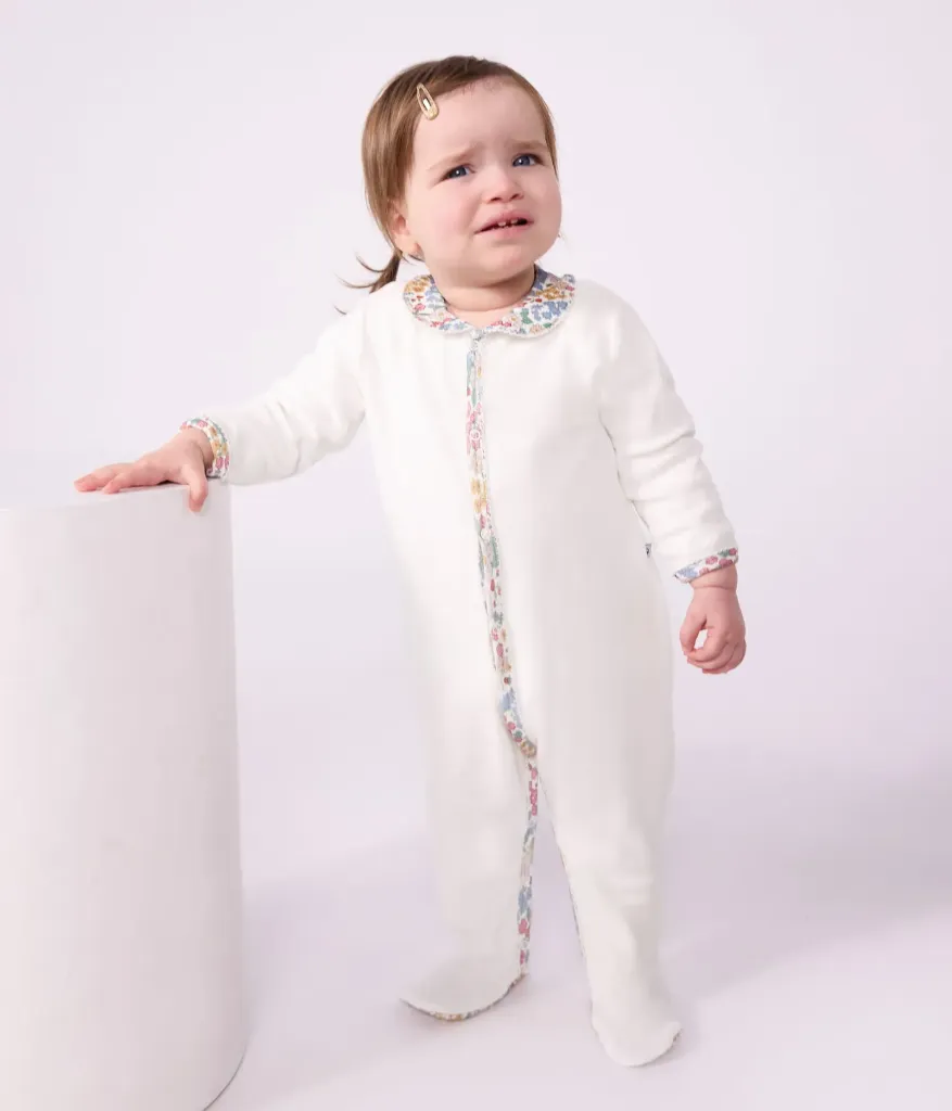 PETIT BATEAU Pyjama bébé en velours uni avec col, détail imprimé à fleurs